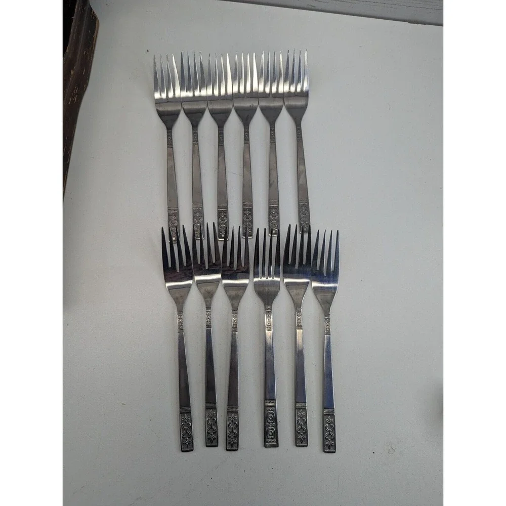 Customcraft CUS3 Stainless Fleur De Lis 78 Pieces‎ Large Set Incomplete